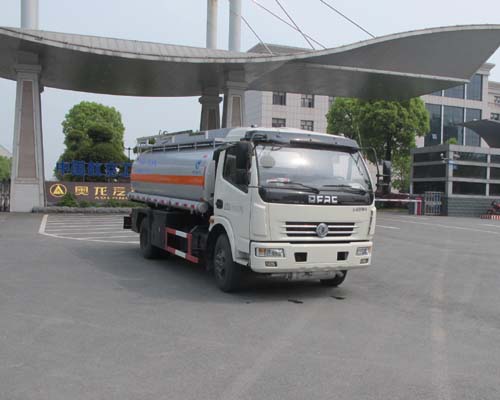 東風多利卡食用油運輸車