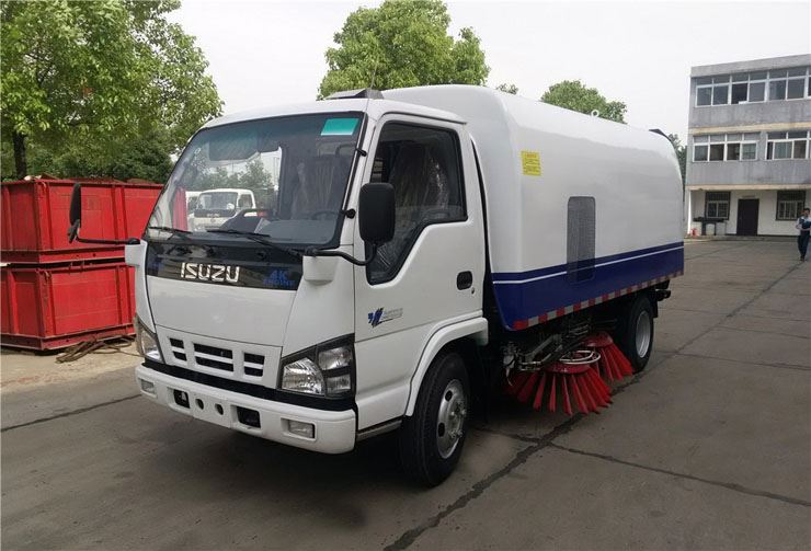 五十鈴CLW5070TSLQ5掃路車45度正面圖片1.jpg