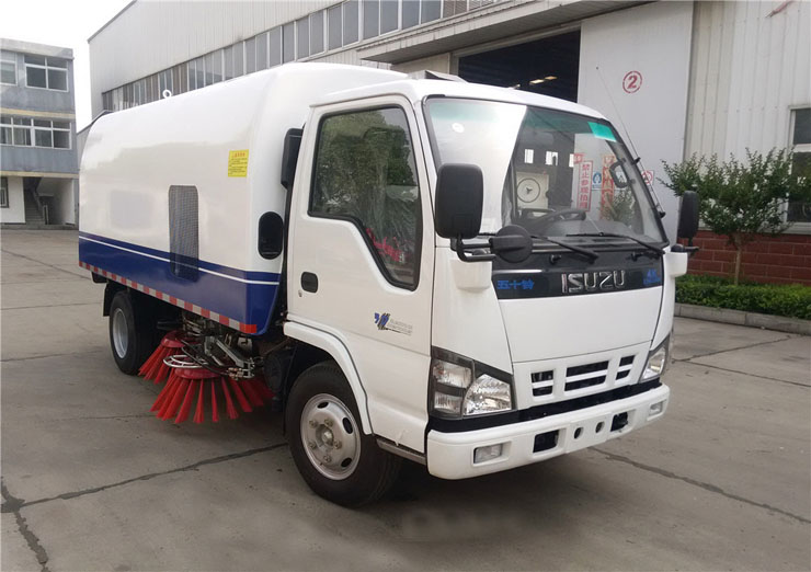 五十鈴CLW5070TSLQ5掃路車45度角正面圖片1.jpg